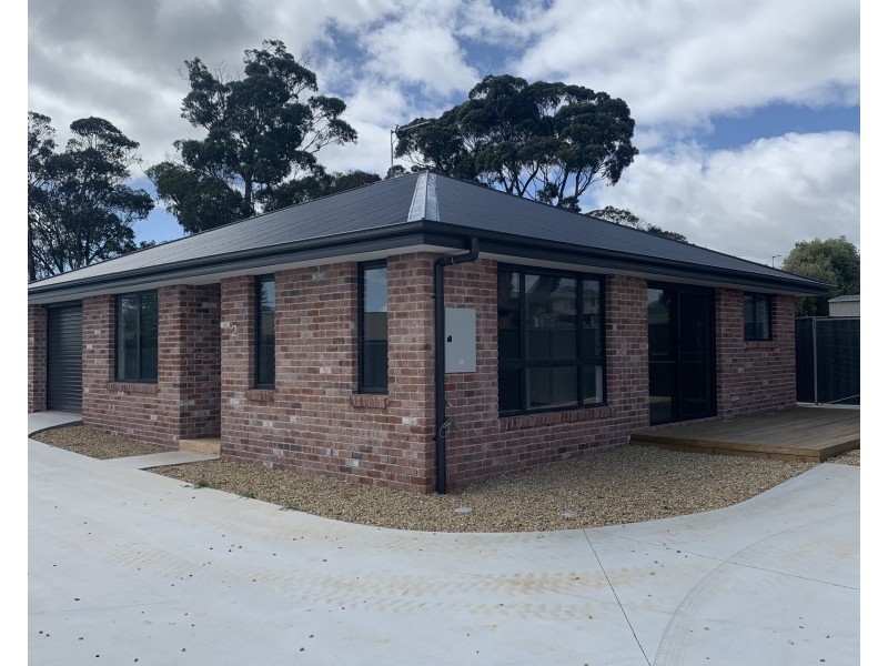 2/35 Loane Avenue, East Devonport TAS 7310