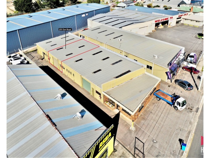 2/51 Don Road, Devonport TAS 7310