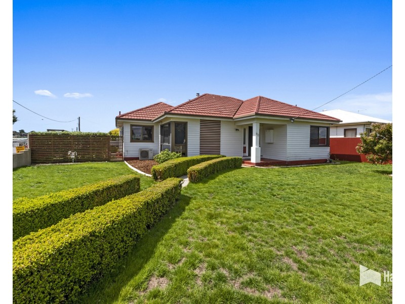 90 Madden Street, Devonport TAS 7310