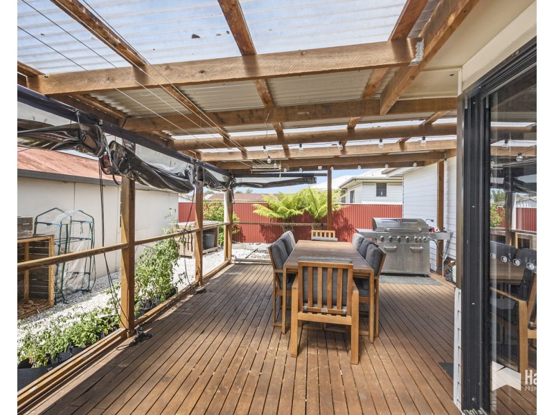 90 Madden Street, Devonport TAS 7310