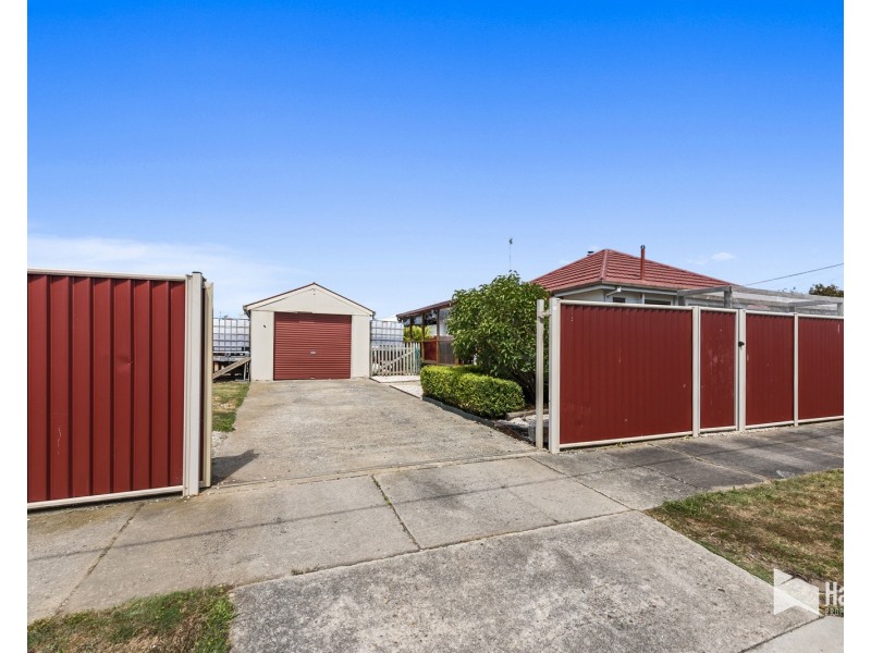 90 Madden Street, Devonport TAS 7310
