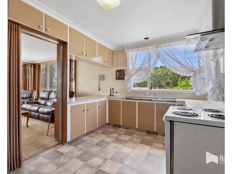 17 Winspears Road, East Devonport TAS 7310