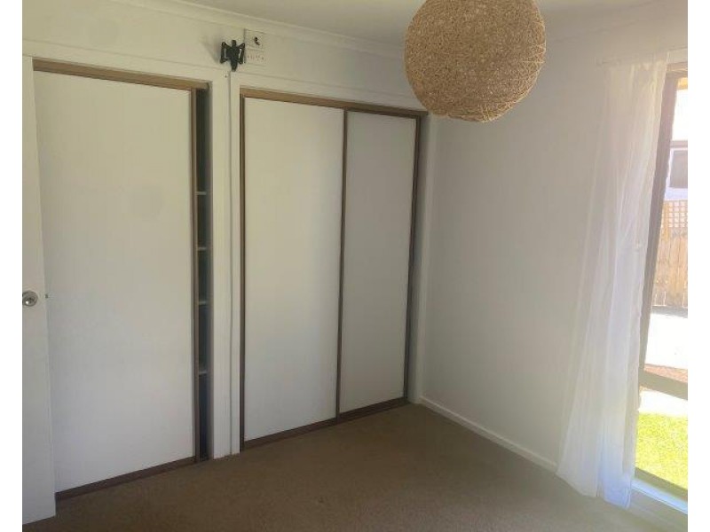 8 Lawrence Drive, Devonport TAS 7310