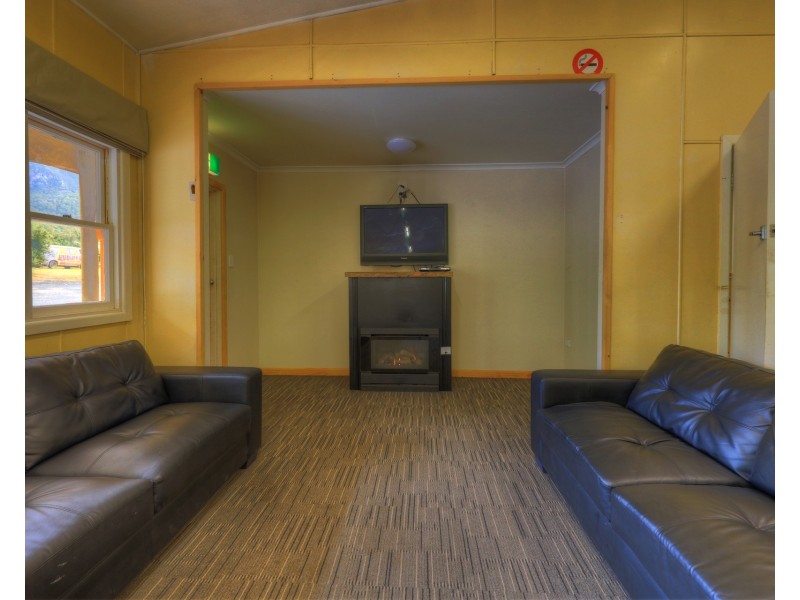 20 Wellington Road, Gowrie Park TAS 7306