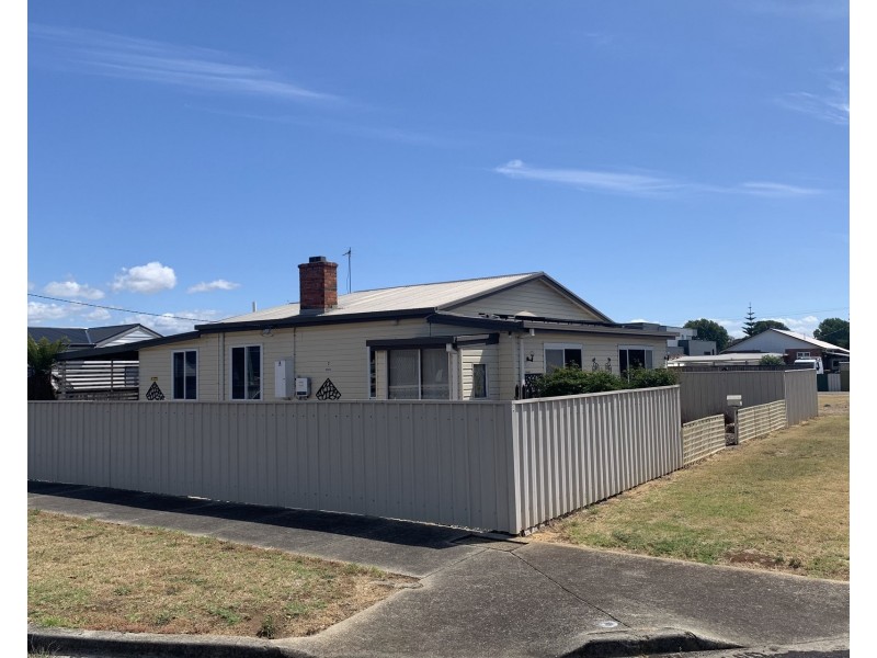 2 Drew Street, East Devonport TAS 7310