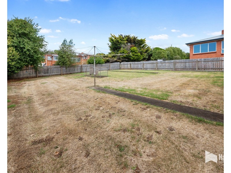 13 Clarke Street, Devonport TAS 7310