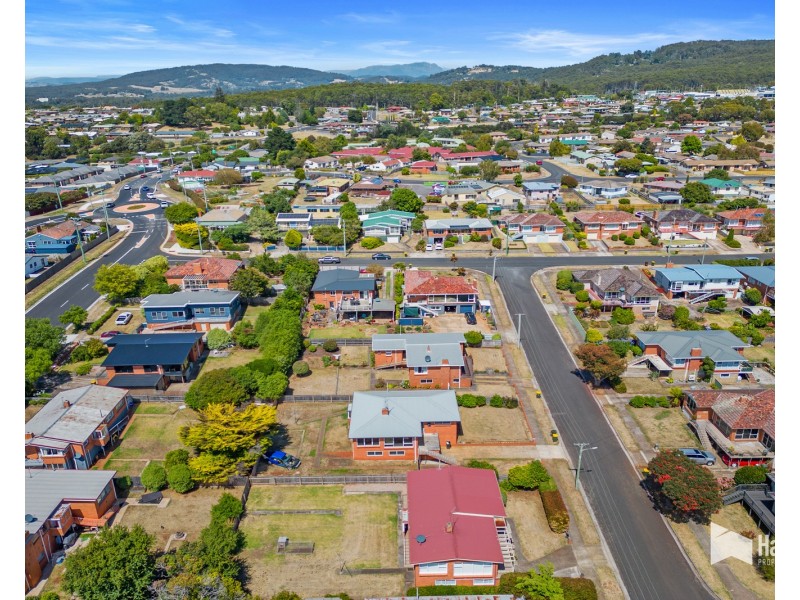 13 Clarke Street, Devonport TAS 7310