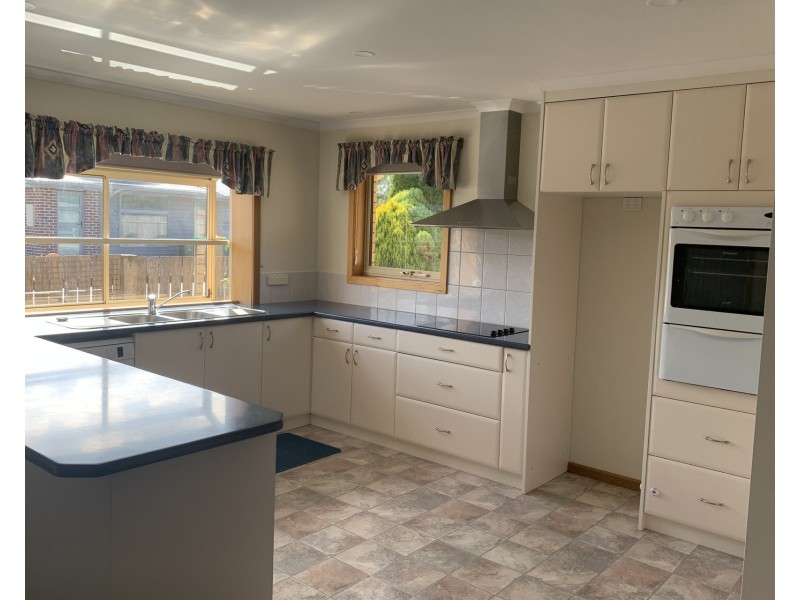 14 Eastland Drive, Ulverstone TAS 7315