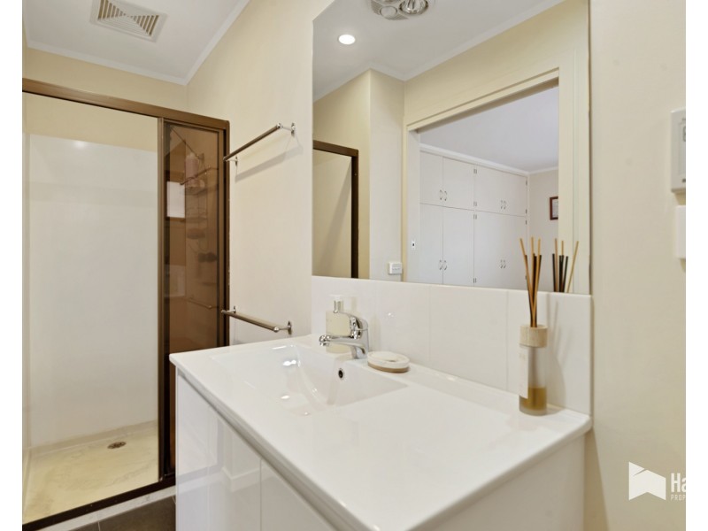 3 Wiena Crescent, Miandetta TAS 7310