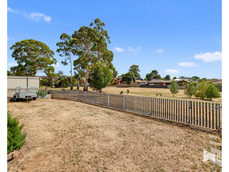 3 Wiena Crescent, Miandetta TAS 7310