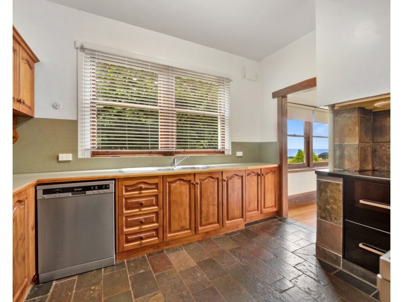 10529 Bass Highway, Leith TAS 7315