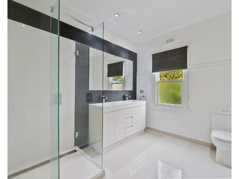 10529 Bass Highway, Leith TAS 7315