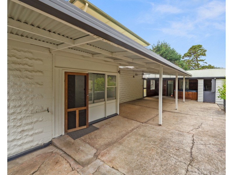 10529 Bass Highway, Leith TAS 7315