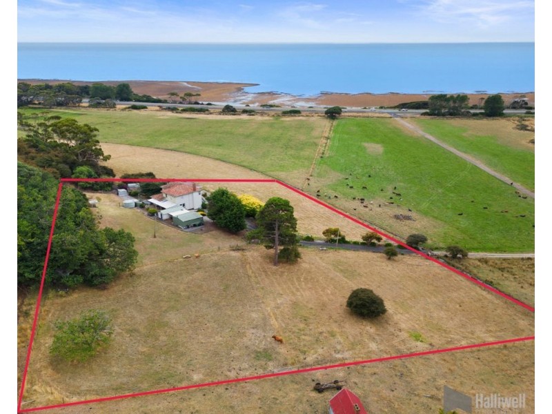 10529 Bass Highway, Leith TAS 7315