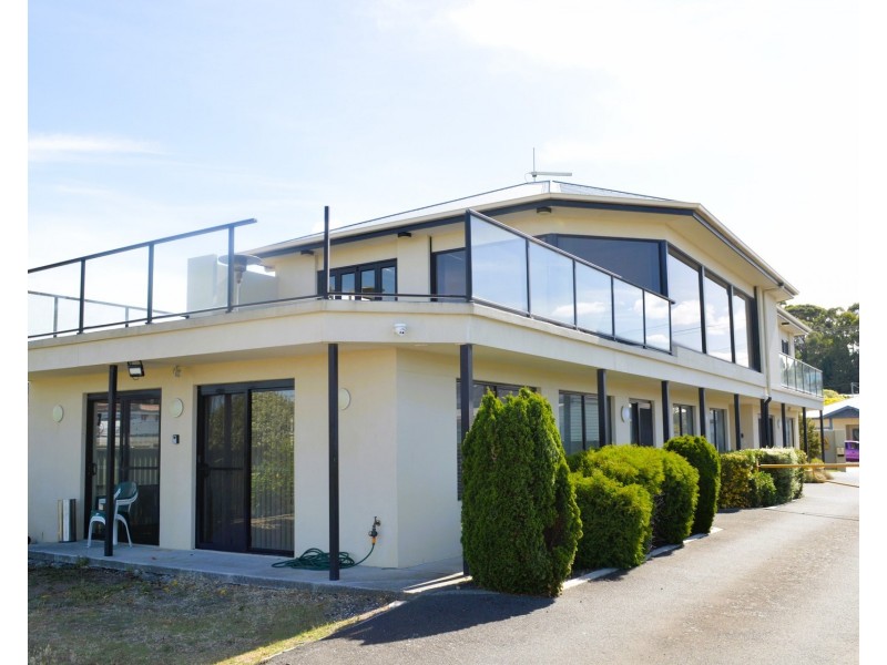 Level Ground/38 Queen Street, West Ulverstone TAS 7315