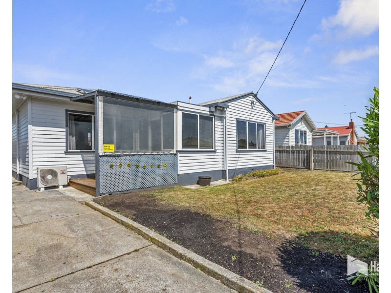 93 Parker Street, Devonport TAS 7310