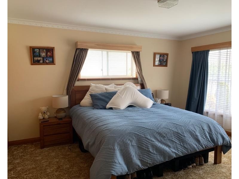 13 Gloucester Avenue, Devonport TAS 7310