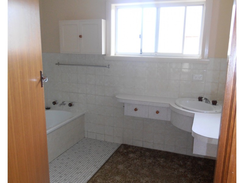 13 Gloucester Avenue, Devonport TAS 7310