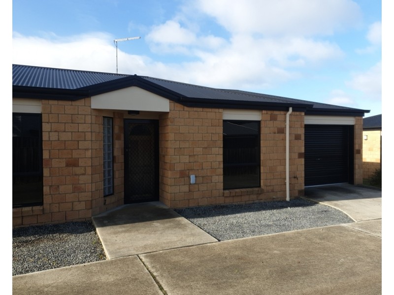 2/146b Main Street, Ulverstone TAS 7315
