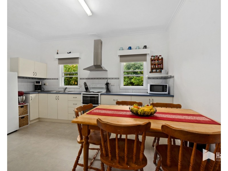 143 Madden Street, Devonport TAS 7310