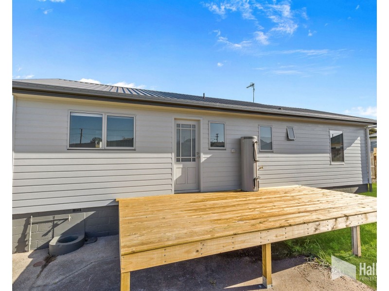 14 Holyman Street, Devonport TAS 7310