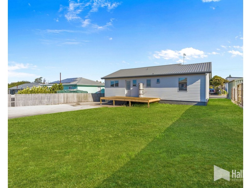 14 Holyman Street, Devonport TAS 7310