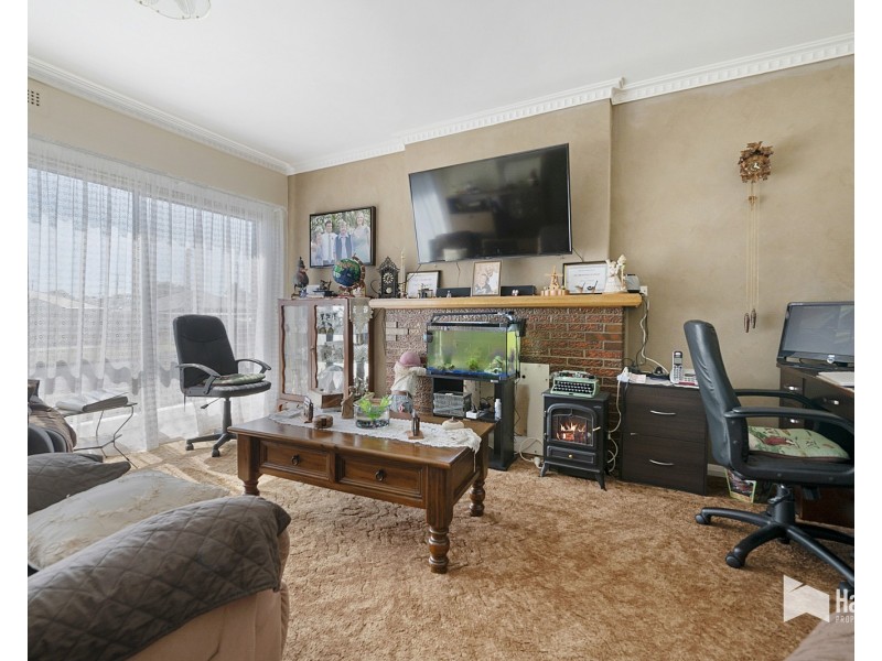 17 Bertha Street, West Ulverstone TAS 7315
