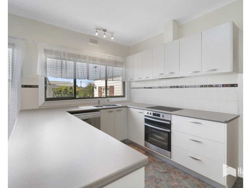 17 Bertha Street, West Ulverstone TAS 7315