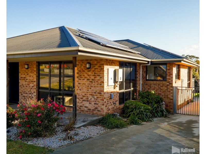 152 David Street, East Devonport TAS 7310
