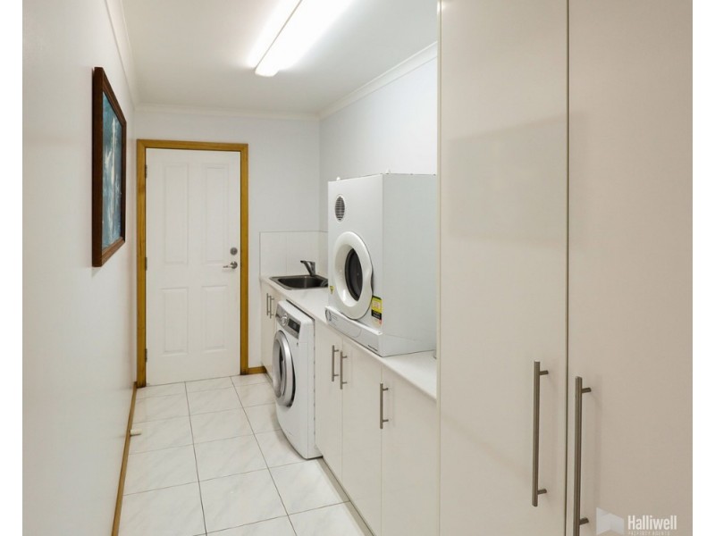 152 David Street, East Devonport TAS 7310