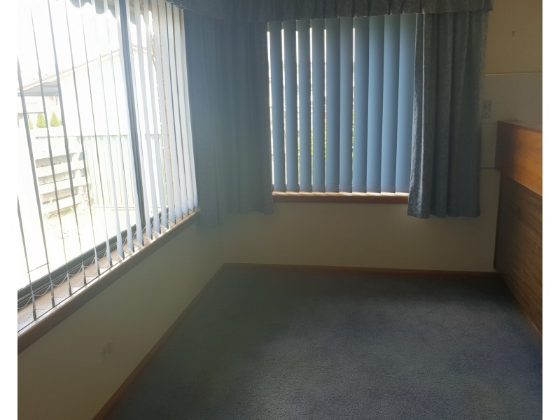2/2 Regent Court, Devonport TAS 7310