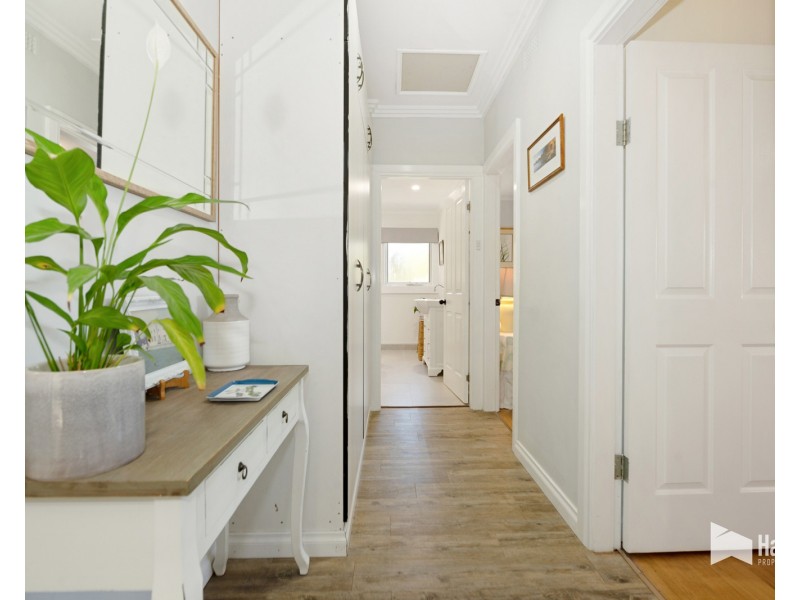 123 River Road, Ambleside TAS 7310