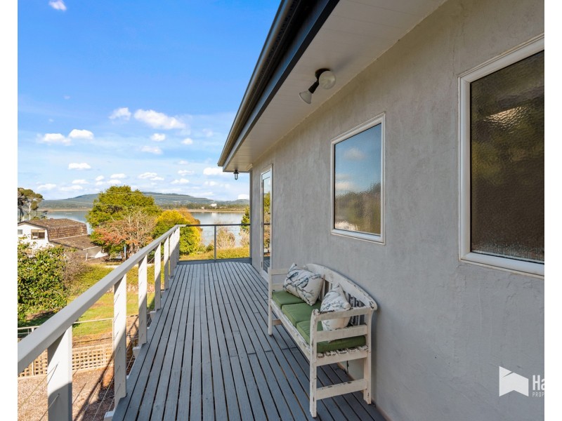 123 River Road, Ambleside TAS 7310