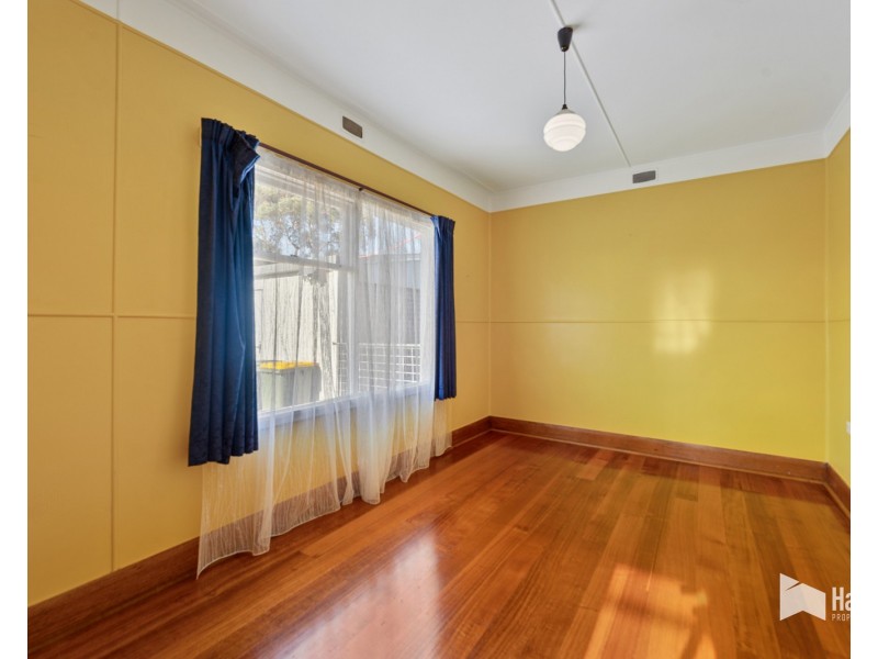 10 Adelaide Street, Devonport TAS 7310