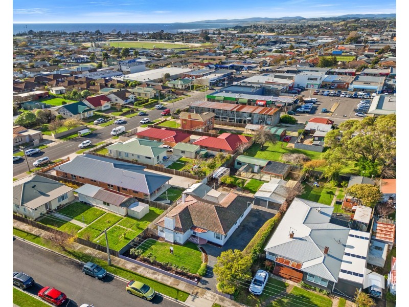 10 Adelaide Street, Devonport TAS 7310