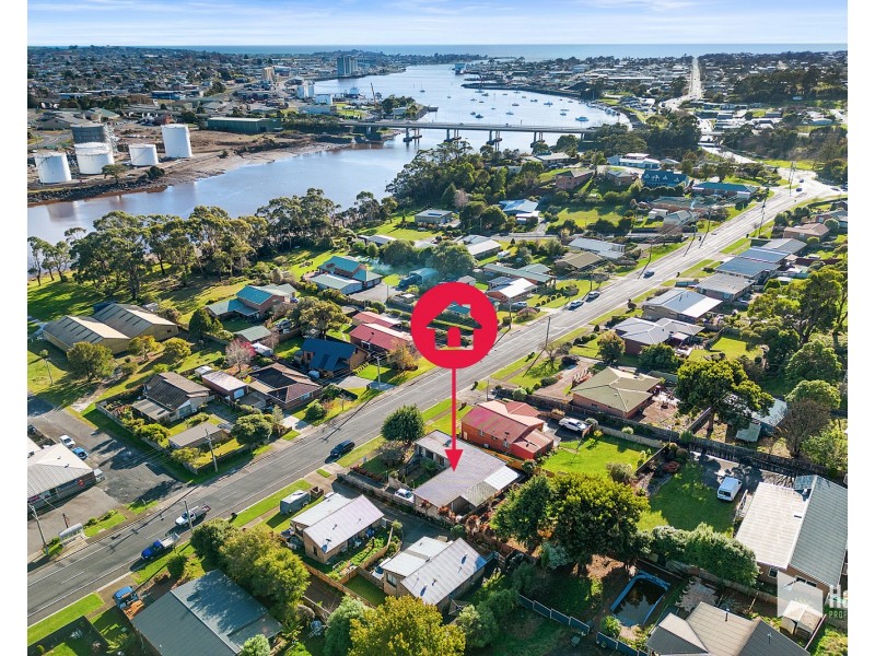 35 River Road, Ambleside TAS 7310