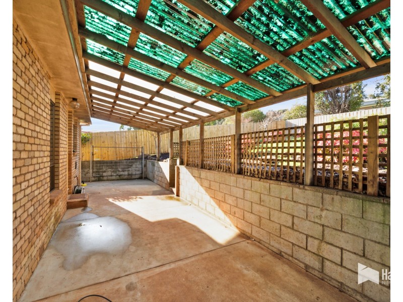 35 River Road, Ambleside TAS 7310