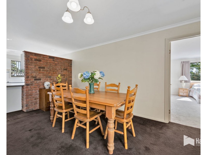 22 Tugrah Road, Stony Rise TAS 7310