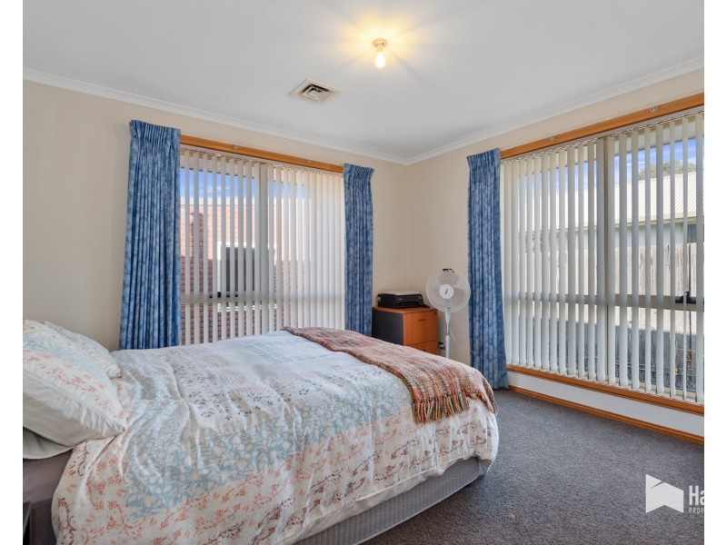 13 Tugrah Road, Stony Rise TAS 7310