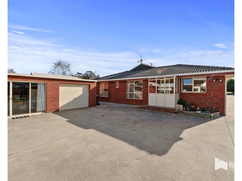 13 Tugrah Road, Stony Rise TAS 7310