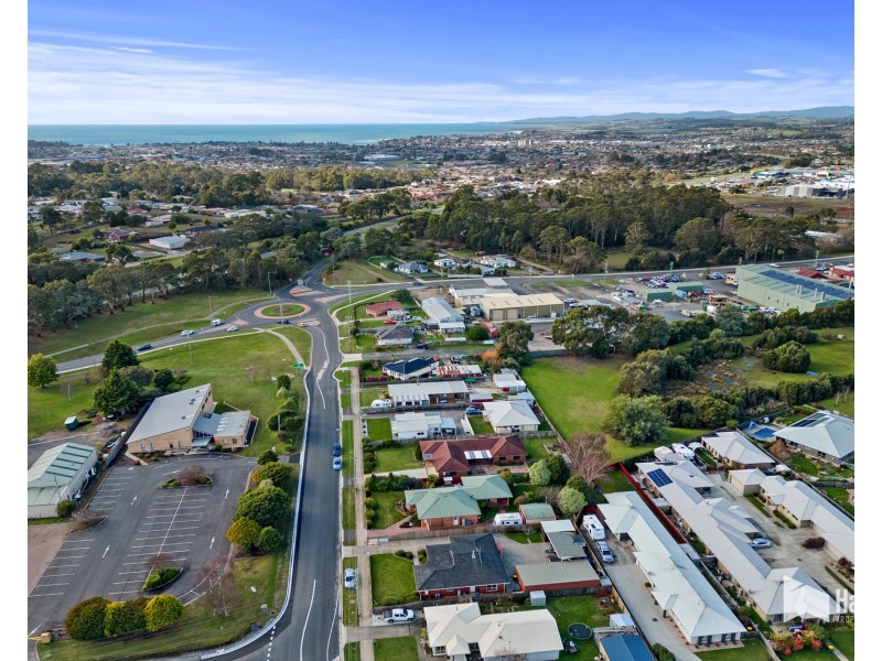 13 Tugrah Road, Stony Rise TAS 7310