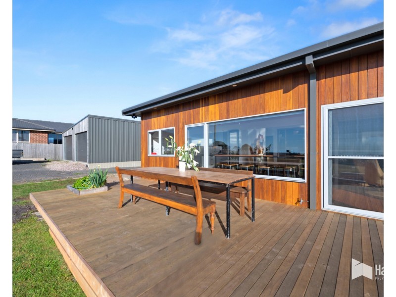 1-3 North Caroline Street, East Devonport TAS 7310