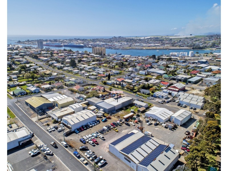 2/102 York Street, Devonport TAS 7310