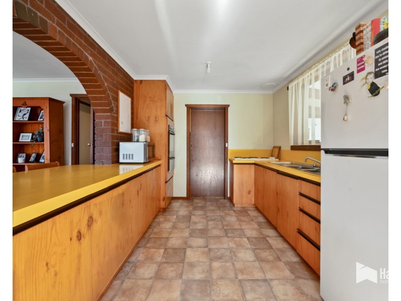 33 Jarrod Court, Devonport TAS 7310