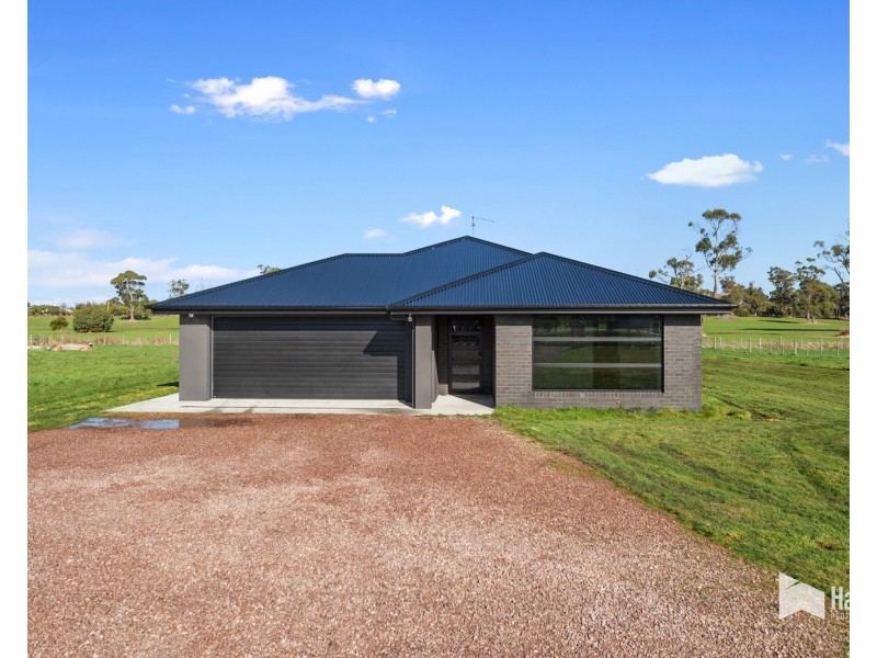 9 Elphin Drive, Squeaking Point TAS 7307
