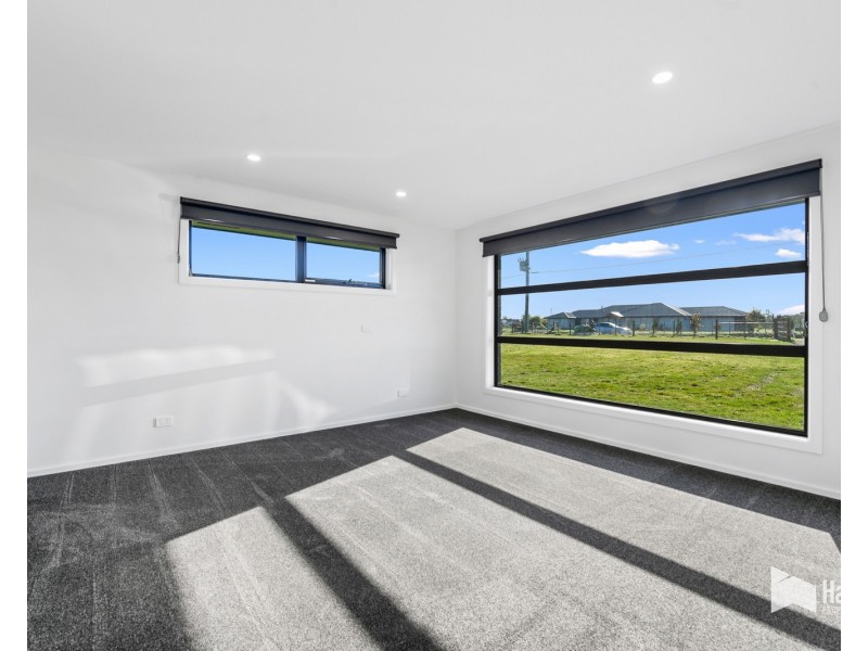 9 Elphin Drive, Squeaking Point TAS 7307