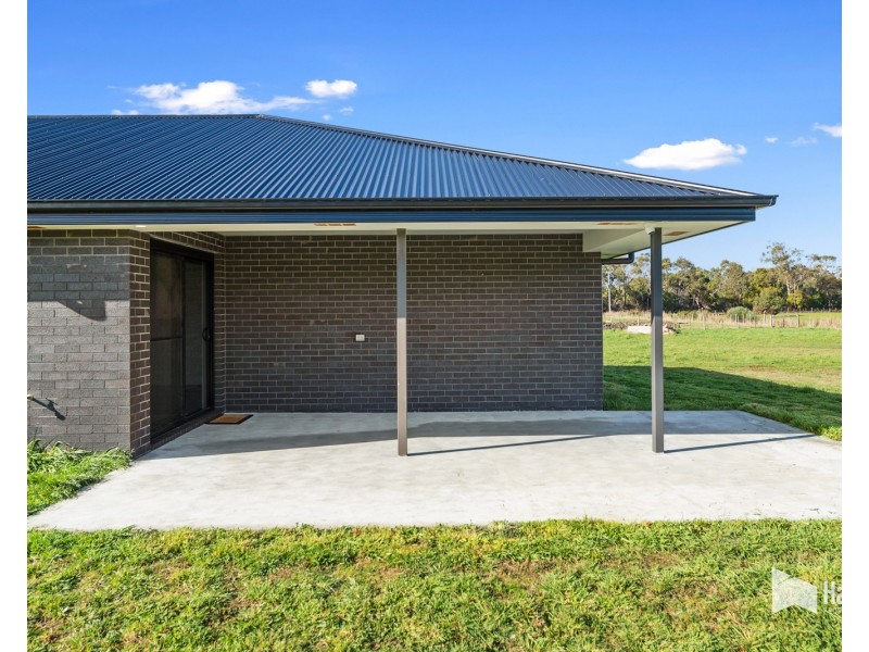 9 Elphin Drive, Squeaking Point TAS 7307