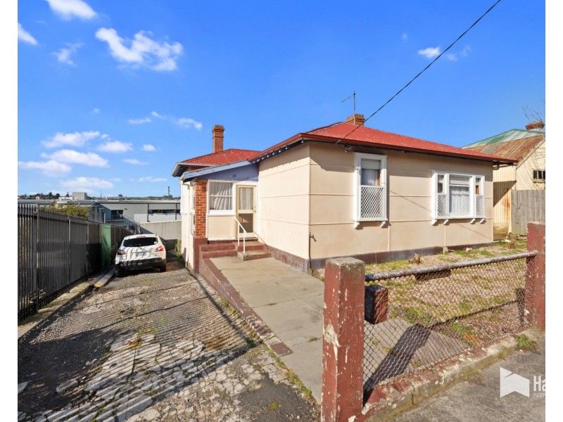 25 MacFie Street, Devonport TAS 7310