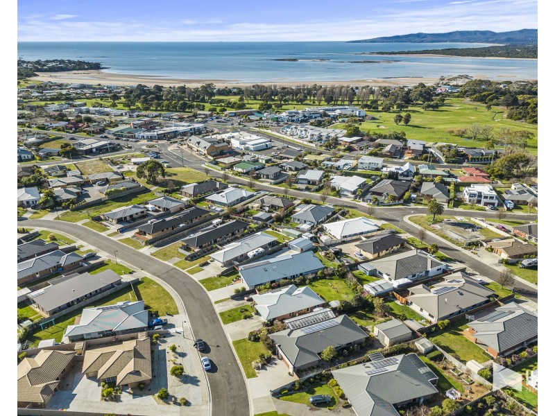 43 Haven Drive, Shearwater TAS 7307
