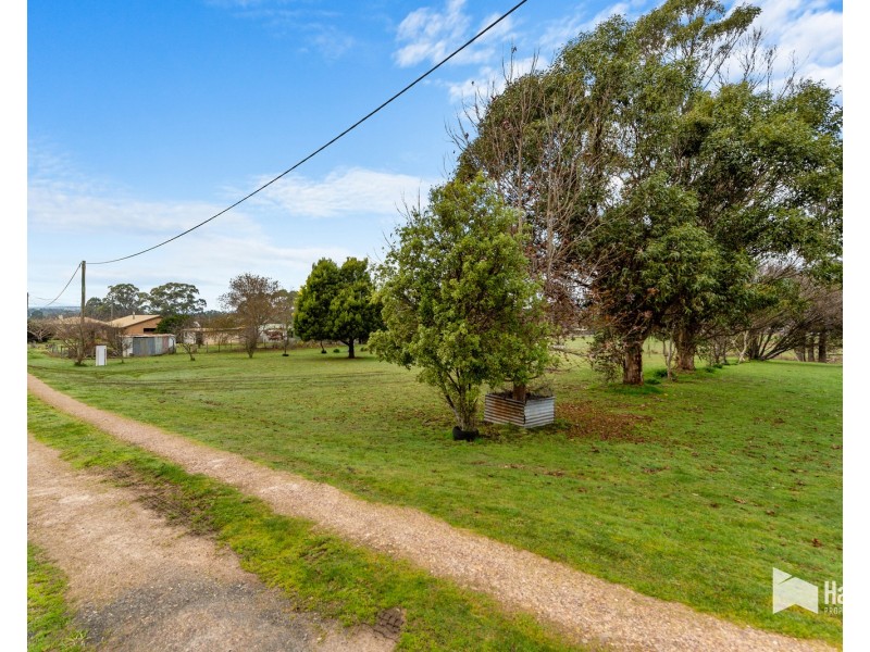 2/15 Dowbiggin Street, Railton TAS 7305